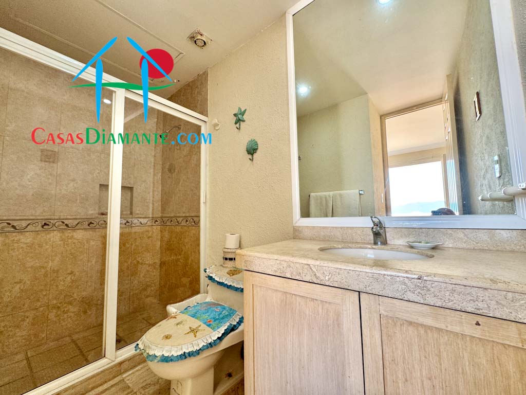 Brisas Diamante Villa 98 - Recámara tres 8